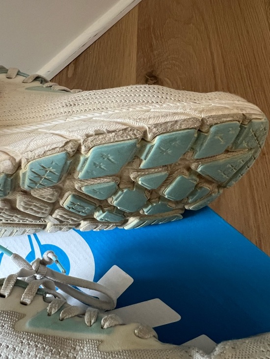 Hoka Women's Arahi 7 - Picture 5 of 7